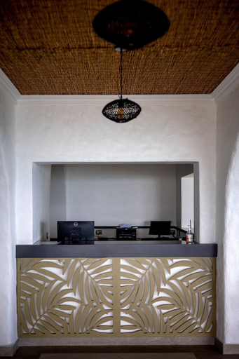Public Area 2, La Mariposa , Aguirre