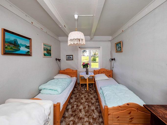Bedroom 3, 8 Person Holiday Home in Liabygda, Norddal