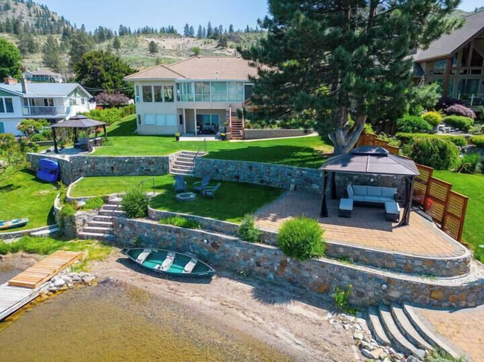 Exterior & Views 2, Skaha Lakefront Inn, Okanagan-Similkameen