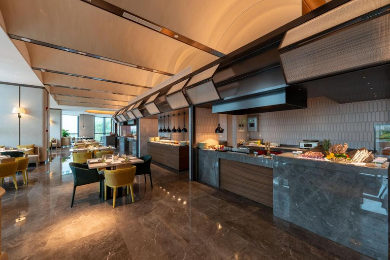 Food & Drinks 4, Holiday Inn CHANGCHUN HIGH TECH ZONE by IHG, Changchun