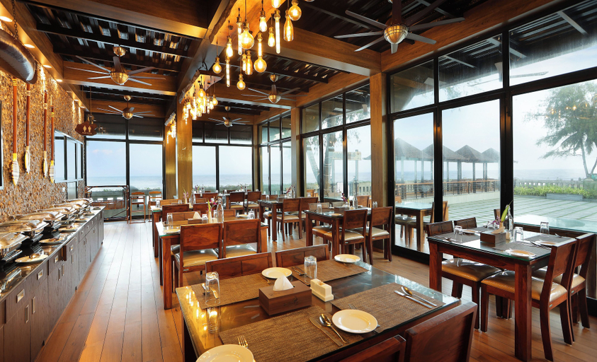 Food & Drinks 4, Maliekal Heritance Cherai, Ernakulam