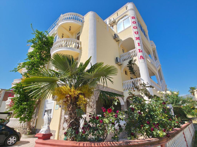 Exterior & Views 2, Bogumila Hotel