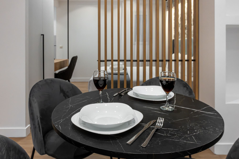 Room 2, Kriel Suites by LIV Homes Room 102, Attica