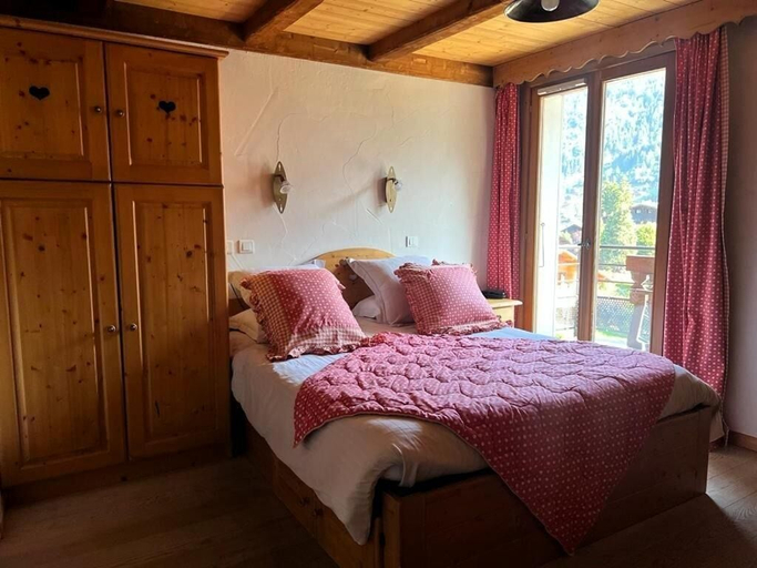 Bedroom 4, Fleur Des Neiges, Haute-Savoie