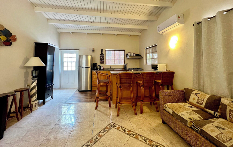 Others 5, Bubali Gardens by Kamerlingh Villa