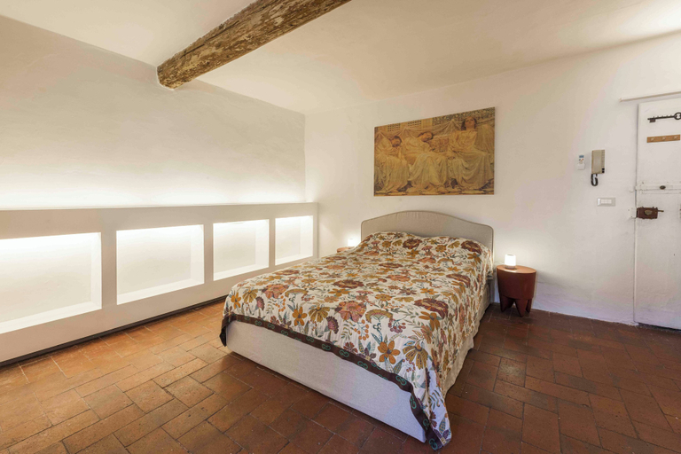 Others 5, Amorini by MMega, Florence