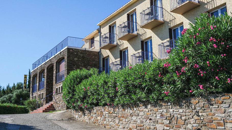 Exterior & Views, Hôtel Ambeille, Pyrénées-Orientales