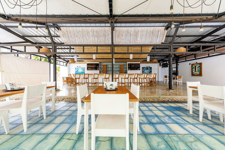 Food & Drinks 4, Wanderust Suites, Tola