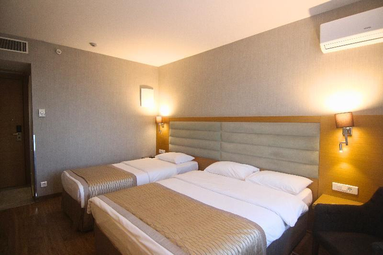 Bedroom 2, Taksim Riva Hotel, Beyoğlu