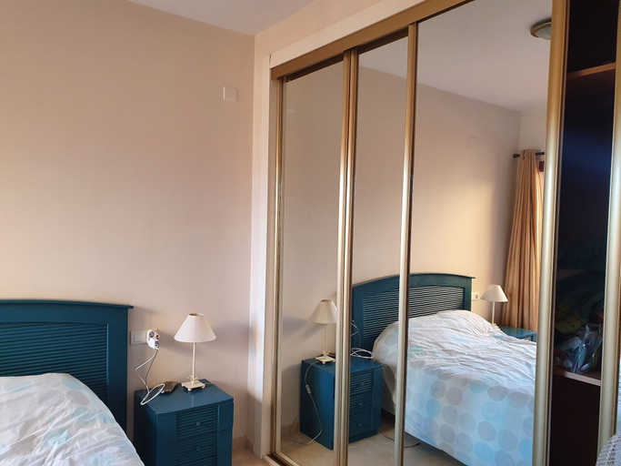 Bedroom 4, 3 Bed Penthouse - Sleeps 8 - Pool - Sea View, Málaga