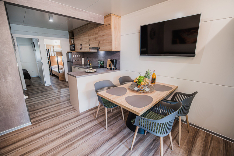 Others 4, Lake Serenity Premium Mobile Homes With Thermal Riviera Tickets, Brežice