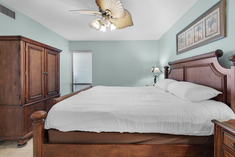 Bedroom 2, Edgewater Tower 2-307, Bay