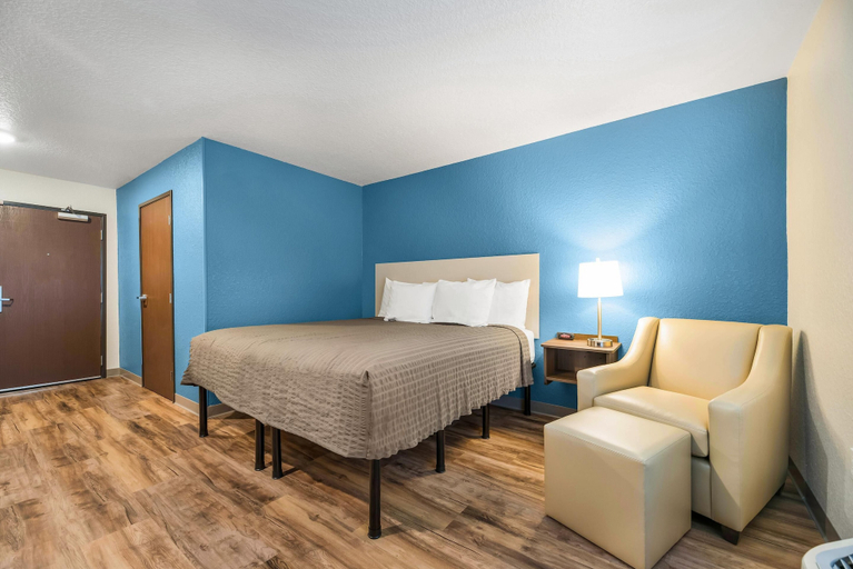 Bedroom 3, WoodSpring Suites Davenport FL, Polk