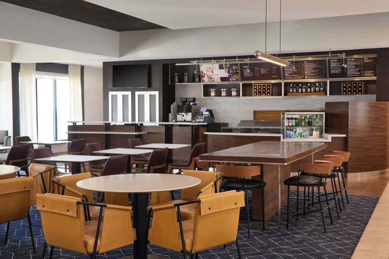 Food & Drinks 4, Courtyard by Marriott St Louis Creve Coeur, Saint Louis