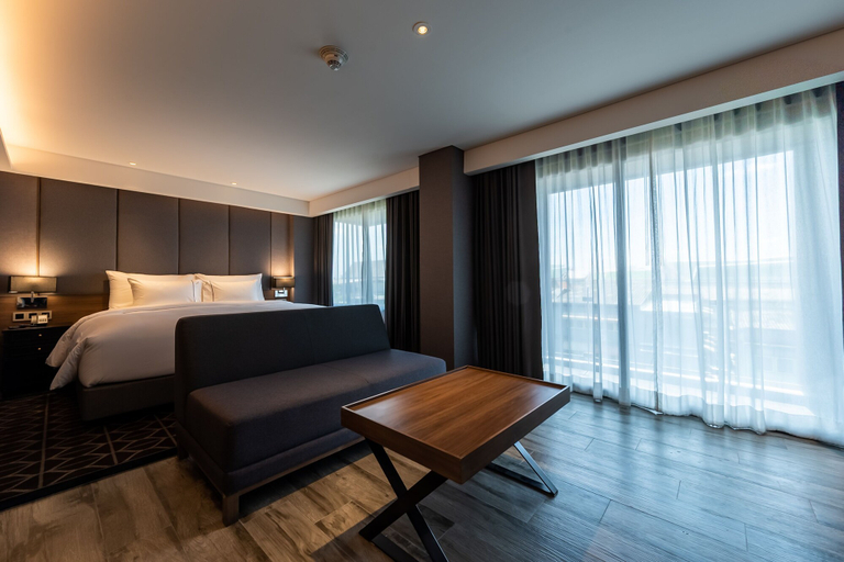 Bedroom 3, Ayathorn Bangkok, Pom Pram Sattru