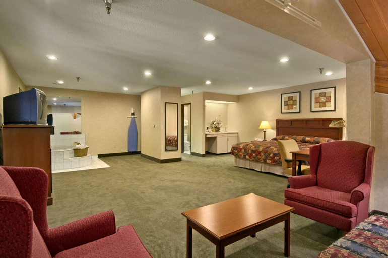 Bedroom 3, Baymont by Wyndham Tuscola, Douglas