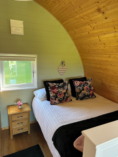 Bedroom 3, Southwell Retreat Glamping Pods, Nottinghamshire