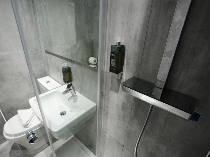 Bathroom 4, The 29 London, London