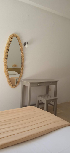 Bedroom 4, innjoy.space, Ionian Islands