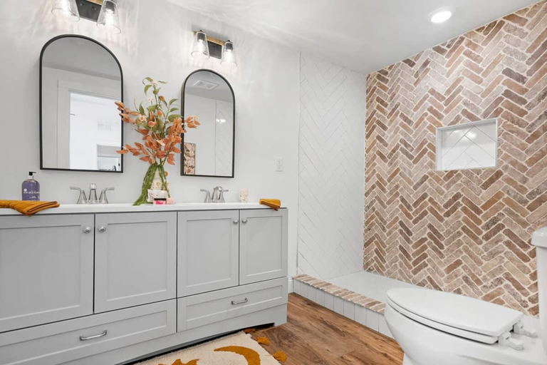 Room 3, Newly Renovated Whimsical Cottage 2 Beds Hot Tub, Saint Johns