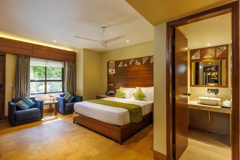 Bedroom 2, Hotel Hilltone, Sirohi