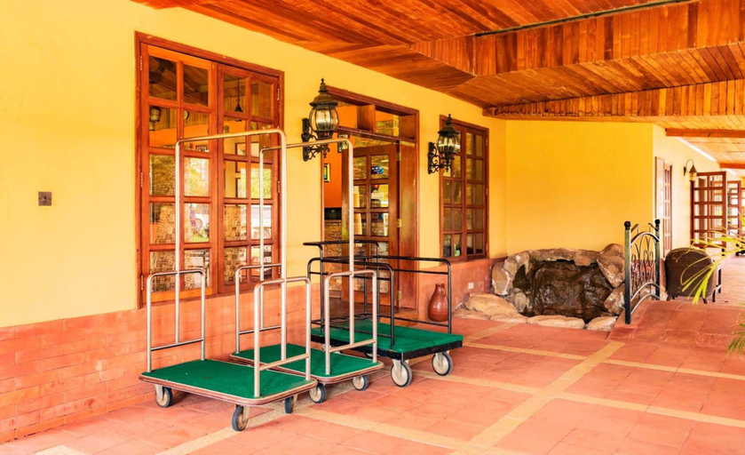 Bedroom 3, Mountains of the Moon Hotel, Fort Portal