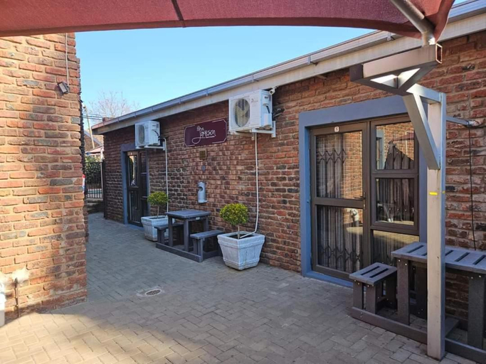 Others 5, 7A Jameson Guesthouse, Frances Baard