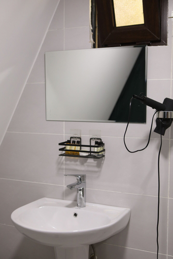 Bathroom 3, Panorama Sormoni, Tskaltubo