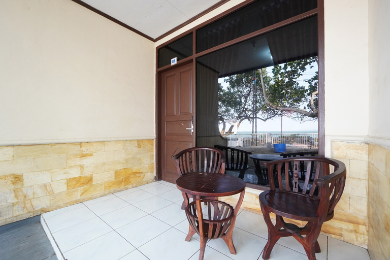 balcony 17
