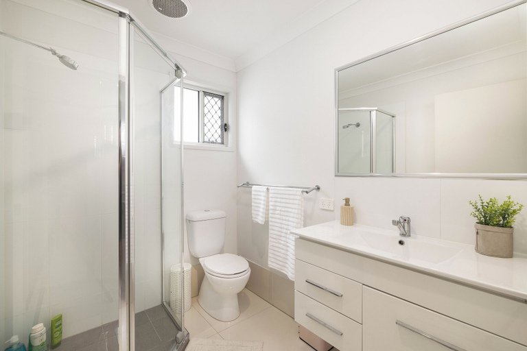 Others 2, Smart Suites Self Check-in Apartments - 39A Freney, Rocklea