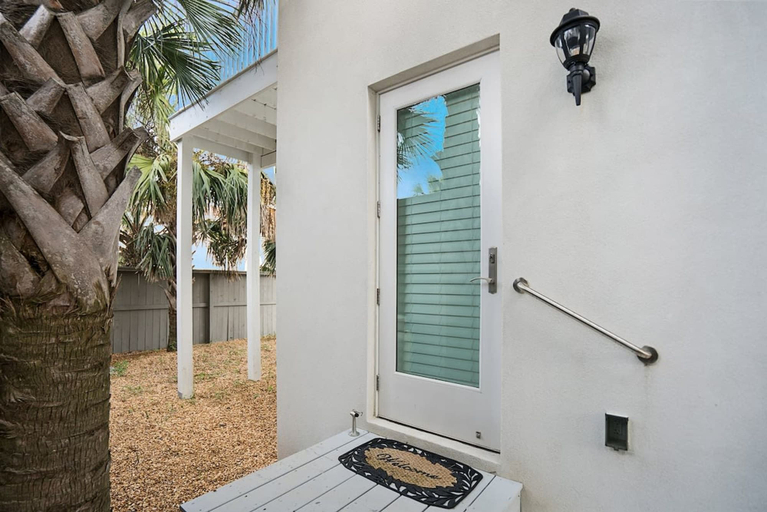 Room 4, 100 Steps to Beach Deck w Ocean View Beach Gear, Saint Johns