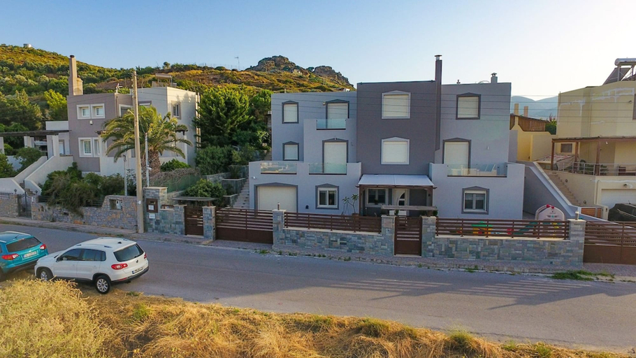 Room 2, Marie Nicol Apartments 2, Crete