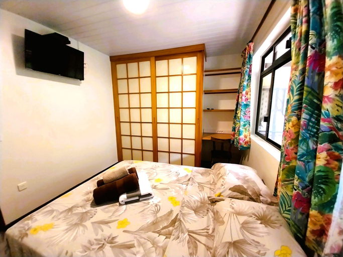 Room 4, Tahiti - Vetea Pool Fare