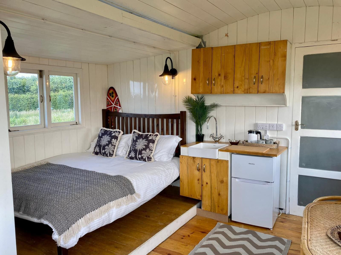 Others 3, The Hide At Manton Bay Glamping Retreat, Rutland