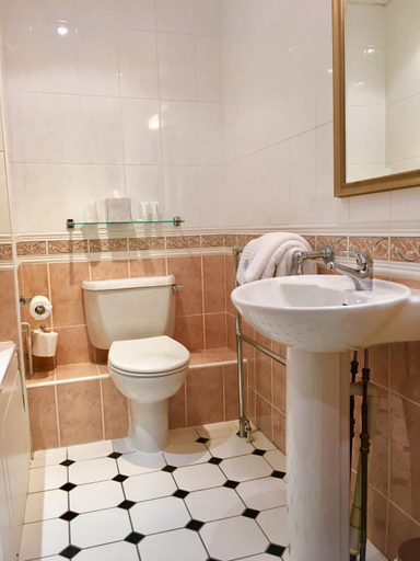 Bathroom 5, Best Western Aberavon Beach Hotel, Neath Port Talbot