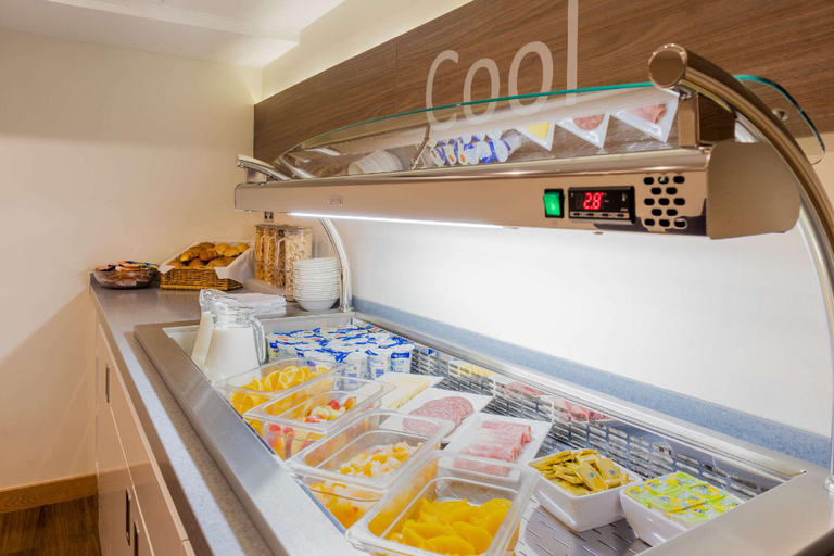 Food & Drinks 5, Quality Hotel Hampstead, London