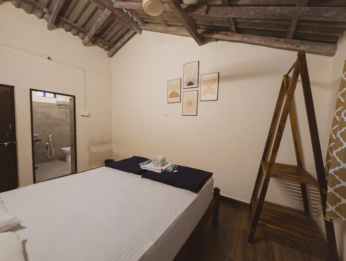 Bedroom 2, Sunset Cafe Beach Stay, Uttara Kannada