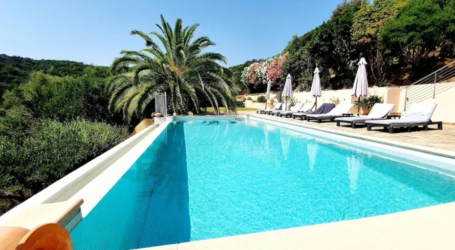 Others 5, Villa avec vue sur la mer a Sari-Solenzara, piscine privee, Corse-du-Sud