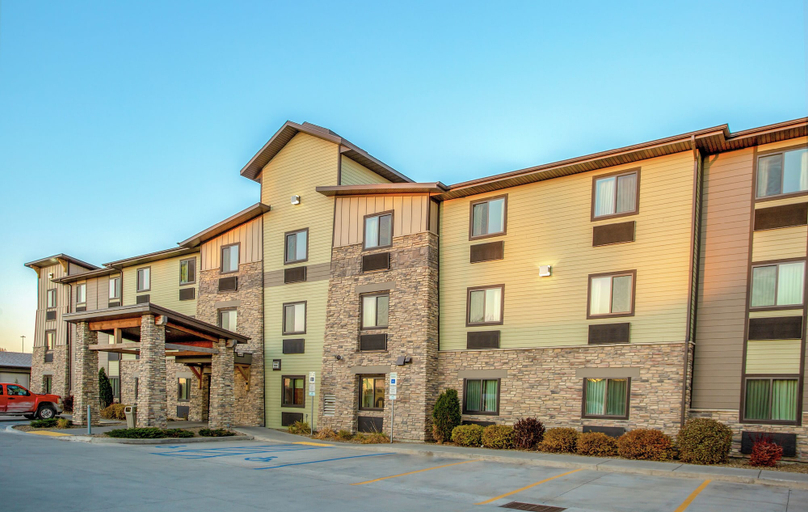 Exterior & Views 2, My Place Hotel - Bismarck, ND, Burleigh