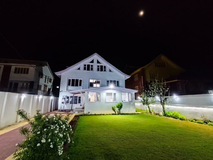 Exterior & Views, Inframe Cottage, Srinagar