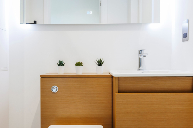 Room 3, Modern 2 bed Flat in Town Centre - Free Wifi, Luton
