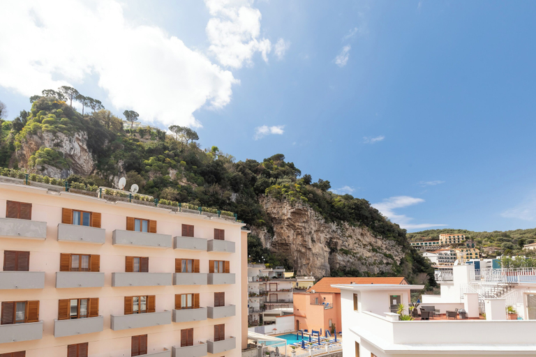 Exterior & Views 2, YourHome - Domus Apartment, Napoli