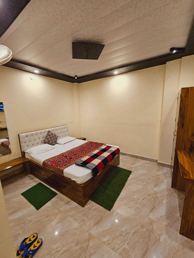 Others 5, River View Guest House, Varanasi