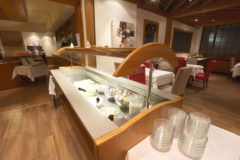 Food & Drinks 5, Alfa, Arlesheim