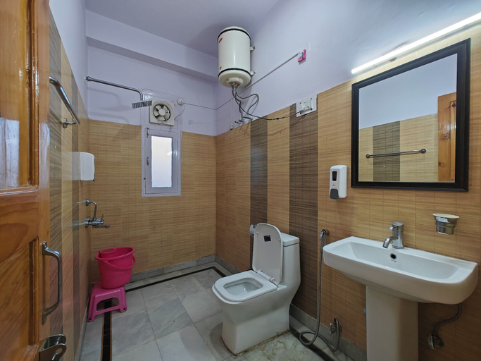 Bathroom 3, Hotel Kalpa Retreat, Kinnaur
