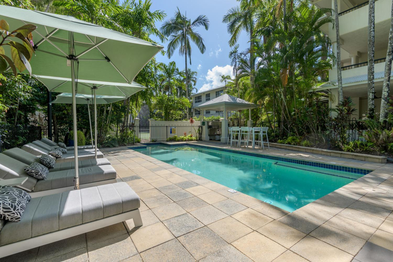 Sport & Beauty 2, Mandalay Luxury Beachfront Apartments, Douglas