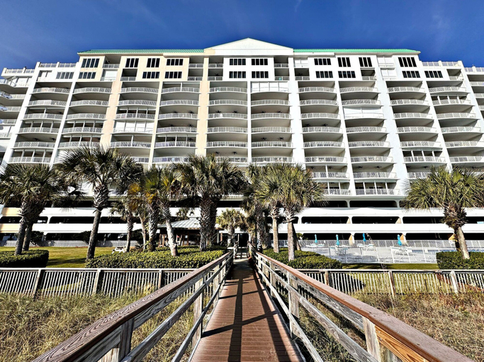 Exterior & Views 2, Regency Isle 501, Escambia