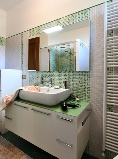Others 2, B&B AlbaChiara, Modena