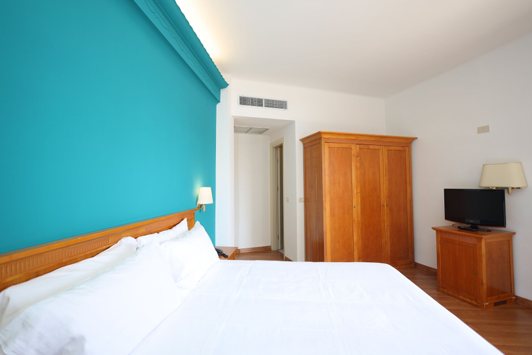 Bedroom 10