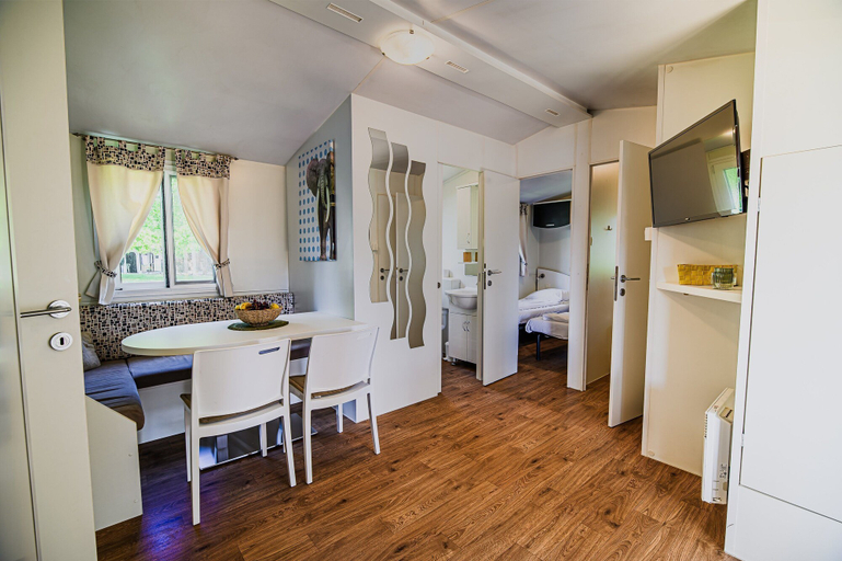 Others 5, Waterside Retreat Mobile Homes With Thermal Riviera Tickets, Brežice